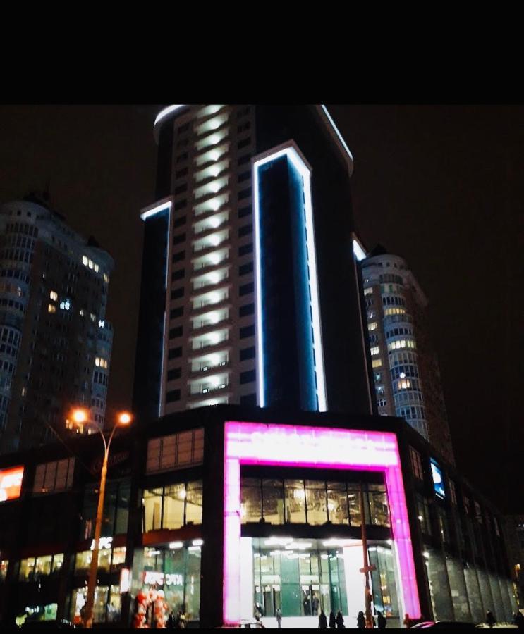 Apartment Smart Plaza Obolon' Kiev Ngoại thất bức ảnh